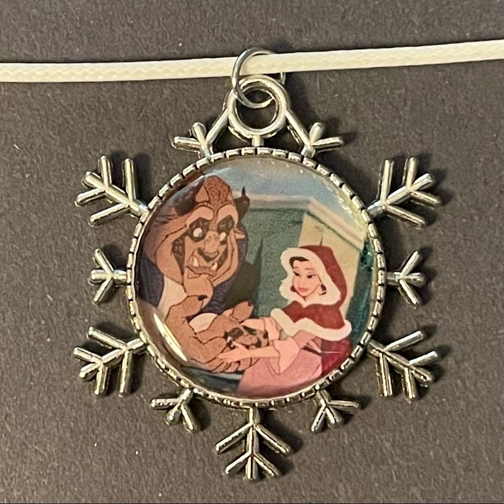 Beauty And The Beast Snowflake Cabochon Necklace